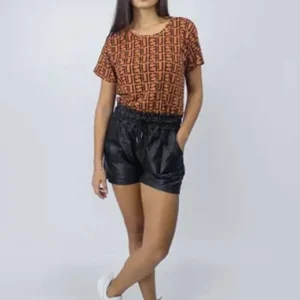shorts-de-couro